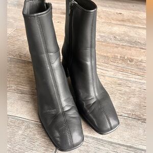 Jeffrey Campbell Troye Black Faux Leather Square Toe Boots, Womens SZ 8